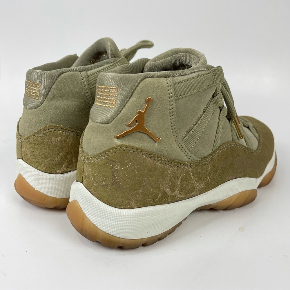 Air Jordan 11 Retro Neutral Olive Lux Sneakers AR0715-200 Size 8.5 Women's
